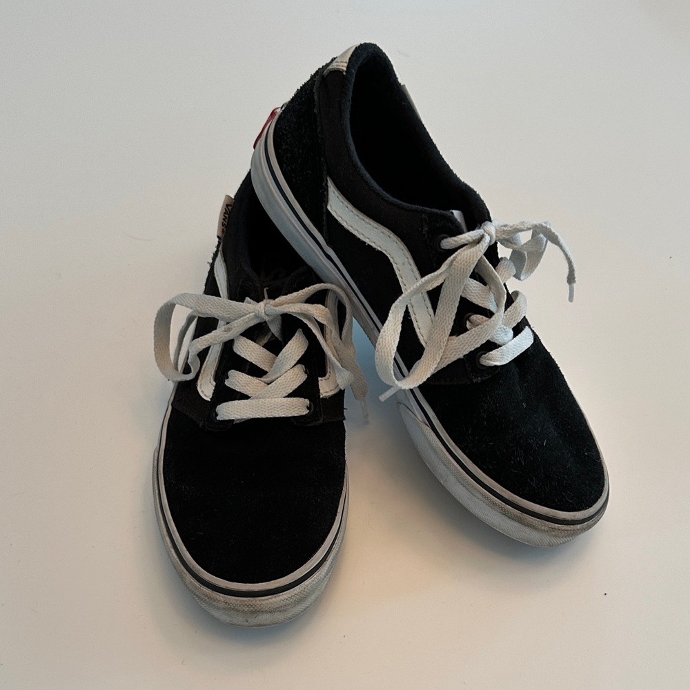 Vans Boy’s Classic Black and White Sneakers with laces